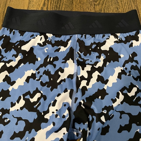 EUC Adidas Leggings - Picture 6 of 9